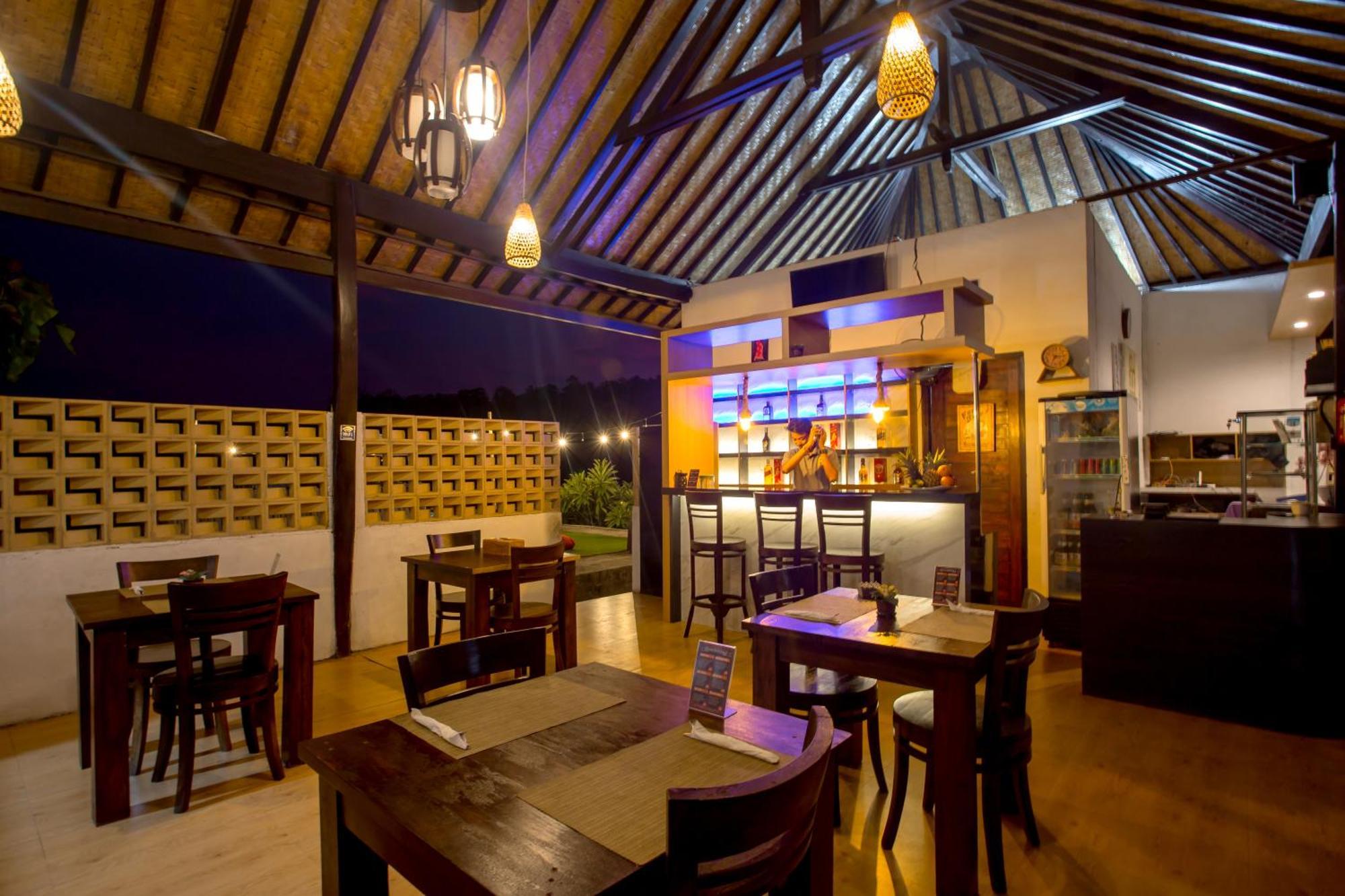 Abasan Hill Hotel&Spa Toyapakeh Bagian luar foto